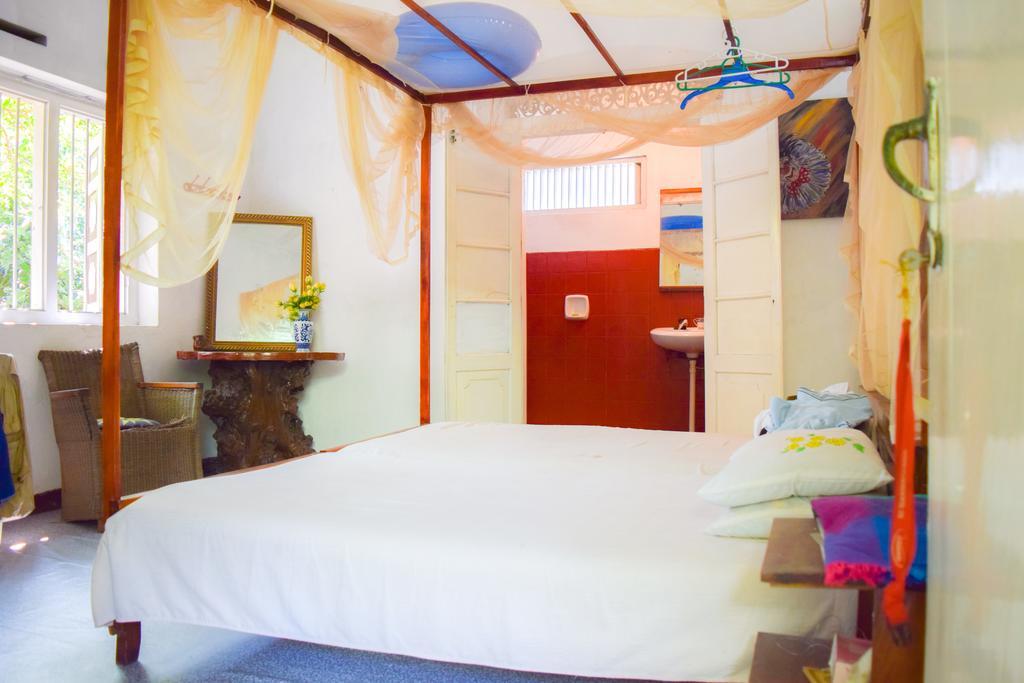Shammie Guest House Hikkaduwa Ngoại thất bức ảnh